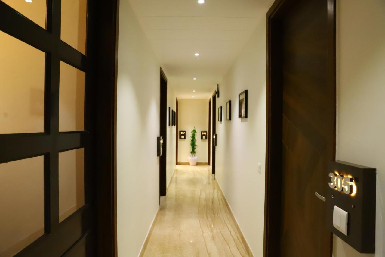 ניו דלהי Hotel Malbork Inn Rajouri Garden Delhi - Couple Friendly Local Ids Accepted מראה חיצוני תמונה